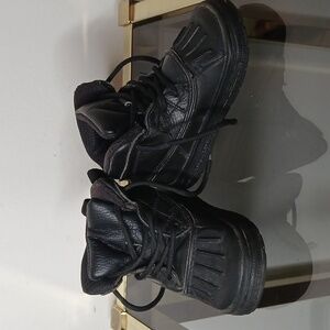 Nike black woodside 2 duck boots size 8c